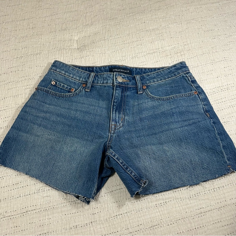 Aeropostale Women's Medium Blue Denim Cutoff Shorts